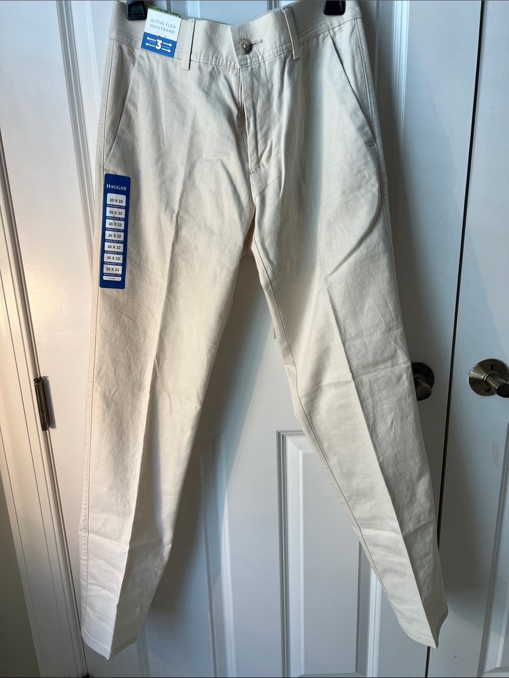 Men's Cream Chino Pants  Haggar Comfort Luxe Straight Fit Sz 30W X 32L New
